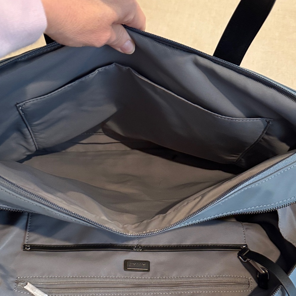 Away Everywhere Bag in coast - Picture 4 of 8